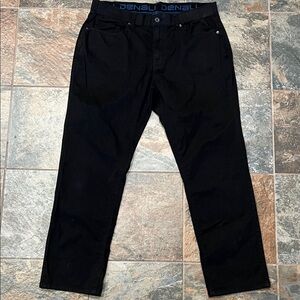 Denali Men's Relaxed Black Jeans